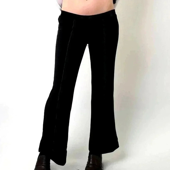 Vintage Y2k Low Rise Wide Flare Leg Velour Pants by WildCat - M - Picture 3 of 6
